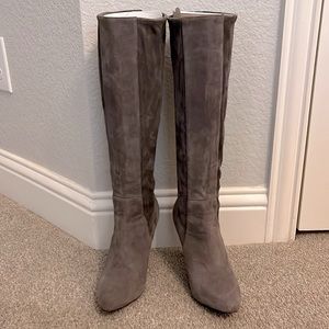 Fabulous Coach suede knee high boots!🔥